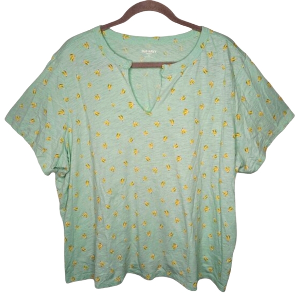 Old Navy Everywhere Green Banana Print Split Neck Tee Plus Size 2X - Picture 1 of 7
